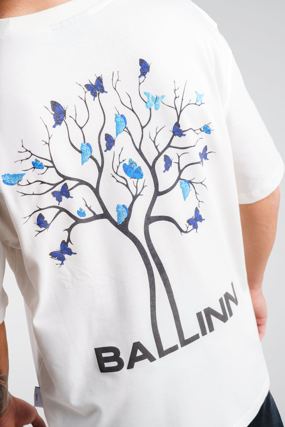 BUTTERFLY FUTURE T-SHIRT