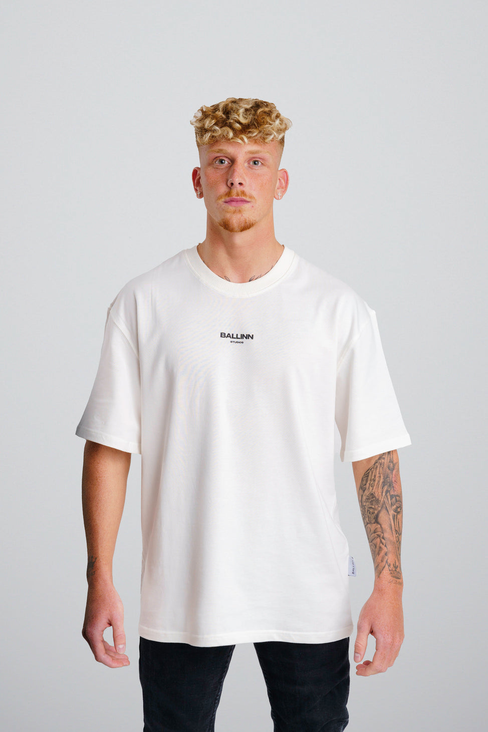 BUTTERFLY FUTURE T-SHIRT