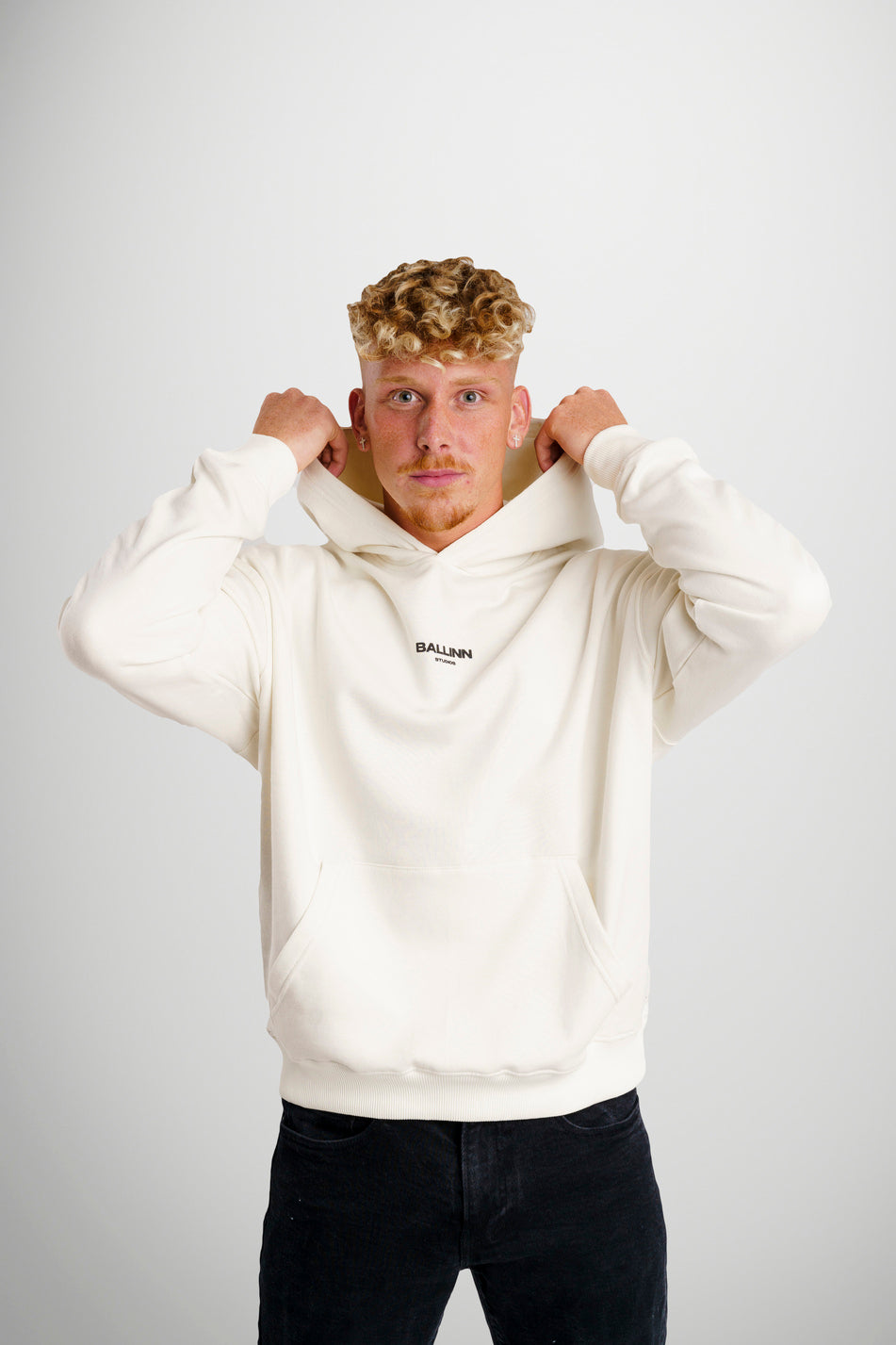 BUTTERFLY FUTURE HOODIE