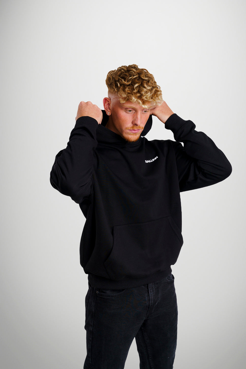 COMIC HOODIE BLACK